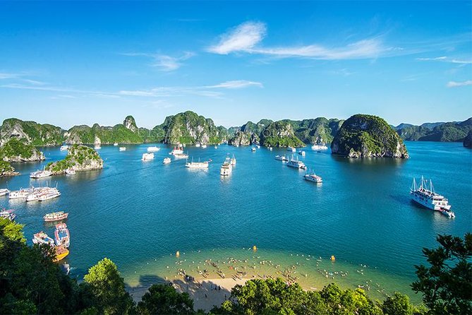 Halong Bay Full Day with Kayaking, Hiking viewpoint, Cave - Deluxe To Luxury - Kayaking or bamboo boat: choose your pace