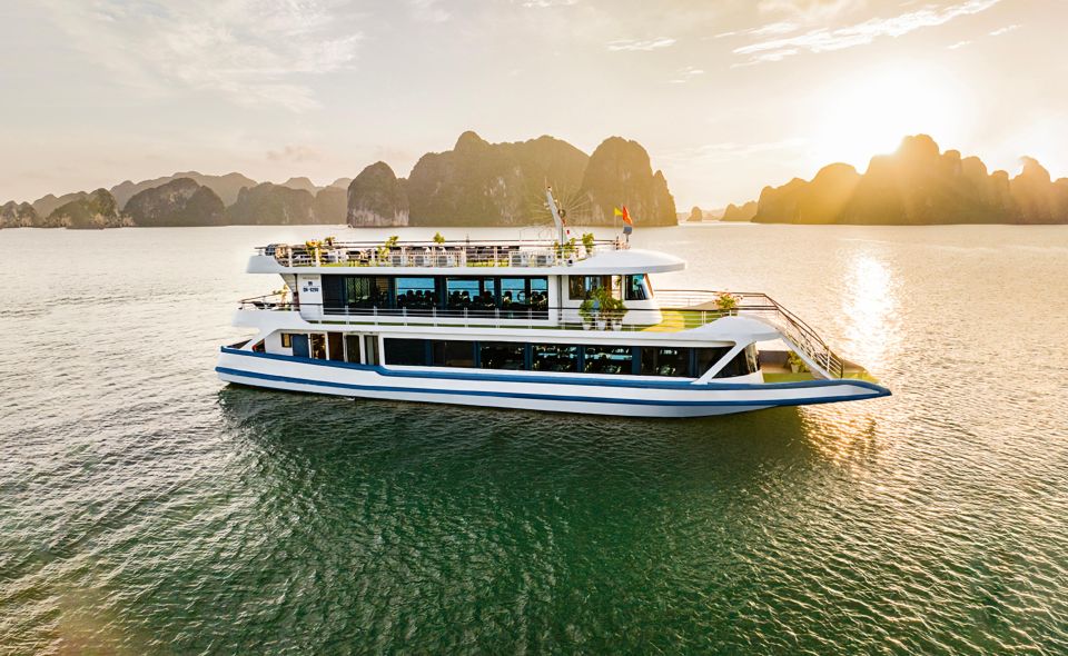 Halong Bay Luxury Cruise with Kayaking & Lunch Buffet - From Hanoi’s Old Quarter to Halong Bay: timing and transfer reality