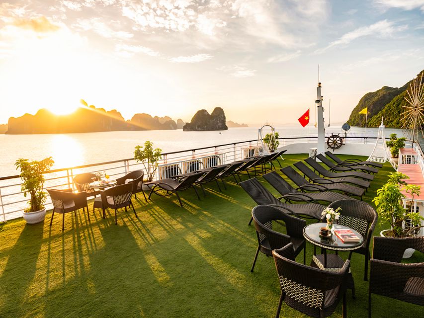 Halong Bay Luxury Cruise with Kayaking & Lunch Buffet - Titop Island: swim, hike, and the photo you came for