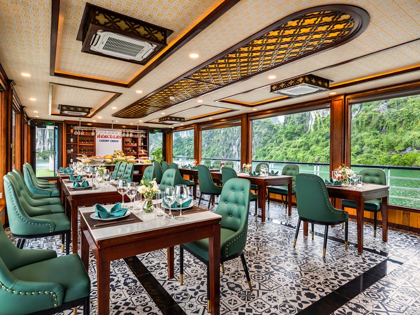 Halong Bay Luxury Cruise with Kayaking & Lunch Buffet - Guides and group dynamics: what to expect from an English-led day
