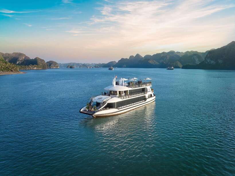 Halong Bay: Luxury Day Cruise with Buffet, Kayak, Swim - Key Things I’d Plan Around