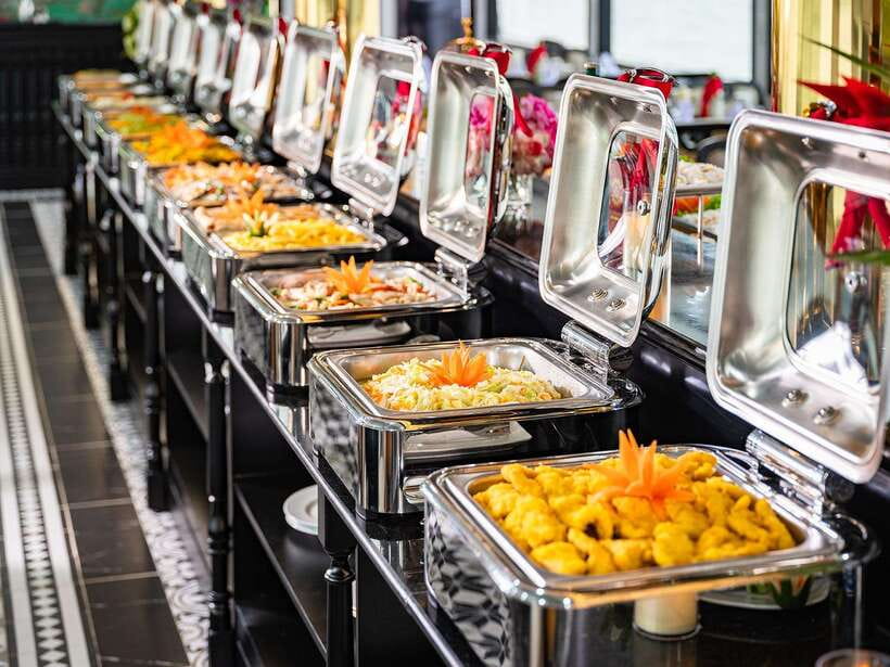 Halong Bay: Luxury Day Cruise with Buffet, Kayak, Swim - Buffet Lunch Onboard: Simple, Filling, and Convenient