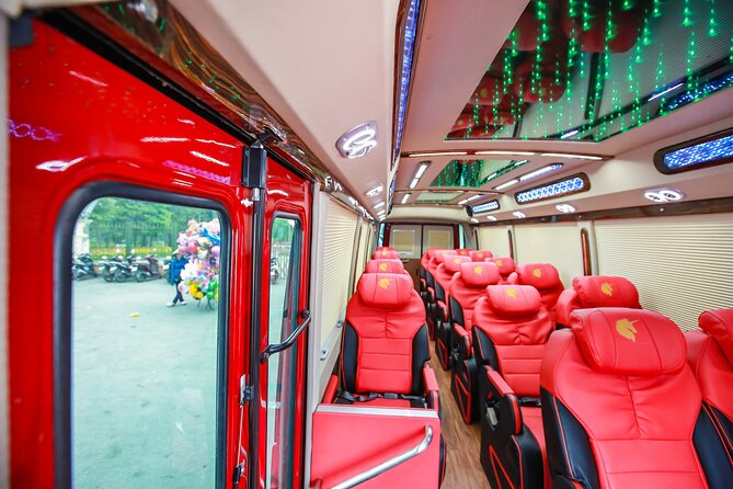 Halong Excursion Cruise with Kayaking, Swimming & Cave Visit - Luon Cave via kayaking or bamboo boat: the real Halong Bay moment
