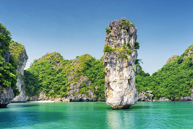 Halong Luxury Cruise Full Day Tour from Hanoi: All Inclusive - Ti Top Beach: A Proper Break Before the Return to Hanoi