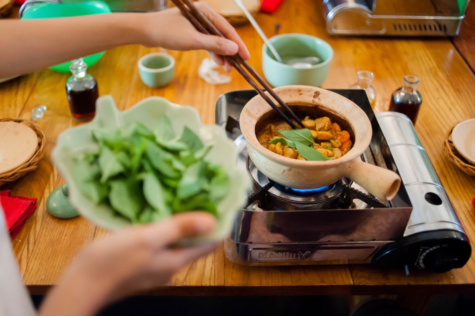 Hands-On Vietnamese Cooking Lesson in Small Group - Natural Ingredients and Vietnamese Flavor Logic