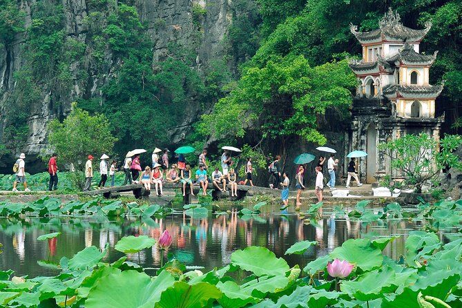 Hang Mua - Hoa Lu - Tam Coc Small Group Tour 8 People a Group - Hang Mua Viewpoint: Getting the Big Tam Coc Panorama