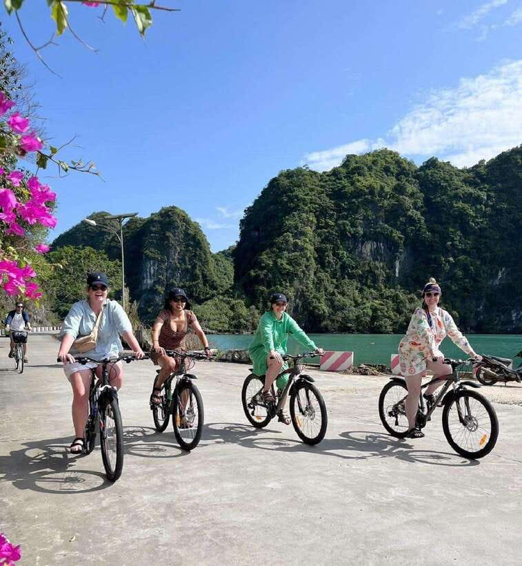 Hanoi: 2-Day Ha Long and Lan Ha Bay Cruise with Kayaking - Meals and Cabin Comfort: The “Deluxe En-suite” Part Actually Matters