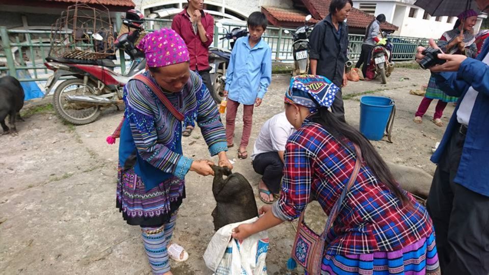 Hanoi: 2-Day Sa Pa Guided Village & Homestay Trekking Tour - Homestay in Ta Van: Dzay Family Time and Plain-Food Comfort