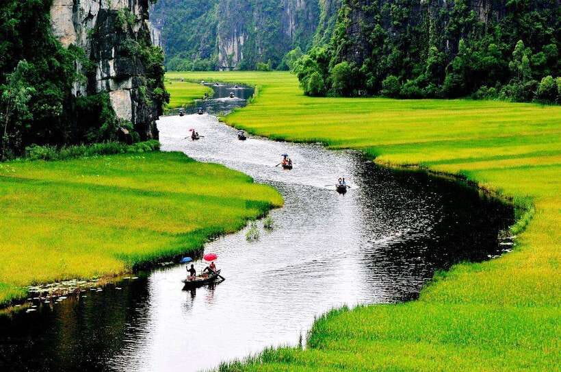 Hanoi: 3-Day Ninh Binh, Ha Long, & Lan Ha Bay Luxury Cruise - Price and value around $332: what you’re really paying for