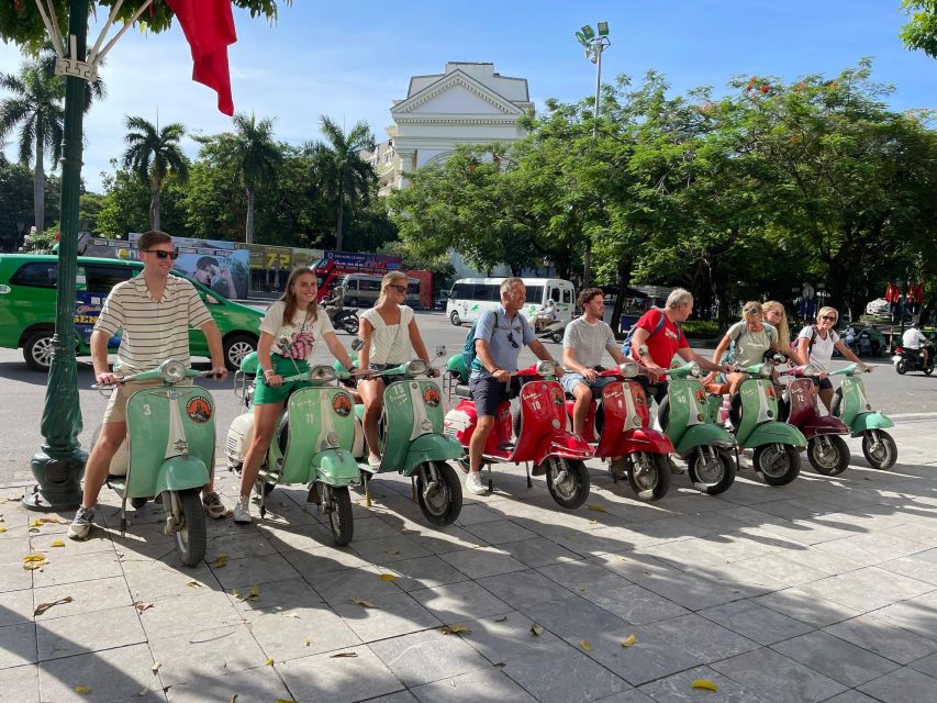 Hanoi 4.5-Hour Vespa Tour city tour - West Lake, Truc Bach Lake, and the best panoramic sightlines