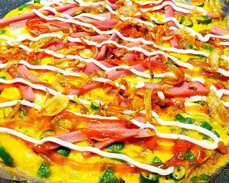 Hanoi: 7 Tastings Street Food Tour with Train Street - Hanoi street food plus Train Street: the logic behind this tour