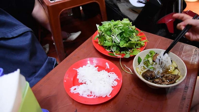 Hanoi: A culinary stroll in private & in French - Price and Value: Is $44 a Good Deal in Hanoi?
