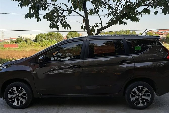 Hanoi Airport and Hanoi City Private Transfer - Getting dropped off at the airport: hotel lobby to departure lounge