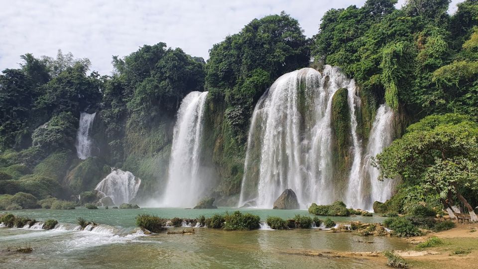 Hanoi: Ban Gioc Waterfalls 2-Day Full Meals, Guide, Transfer - Getting Around: Pickup in Hanoi Old Quarter and an AC Ride