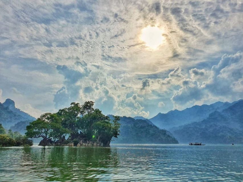 Hanoi: Ban Gioc Waterfalls 2-Day Full Meals, Guide, Transfer - Food on the Tour: Two Lunches, One Dinner, One Breakfast