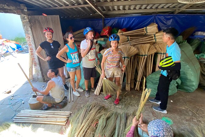 Hanoi Bicycle Tours: Half Day Bicycle Tours Hanoi Countryside - Lunch and refreshments: included, and worth planning around