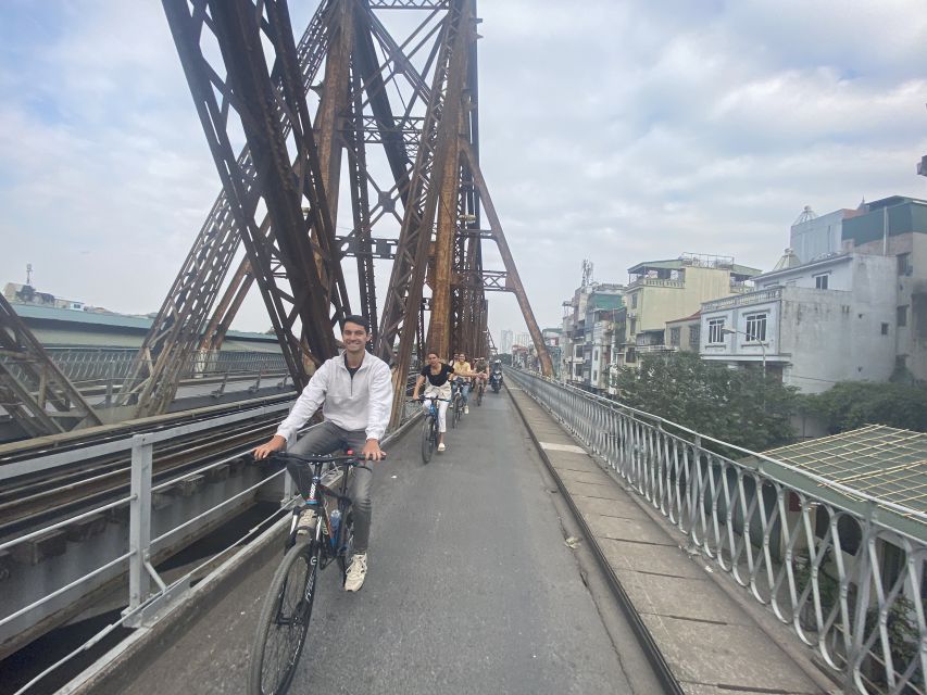 Hanoi: Bike Tour Through Hidden Gems and Banana Island - Lake B52 (Ho Hữu Tiệp): History You Can Feel, Not Just Read