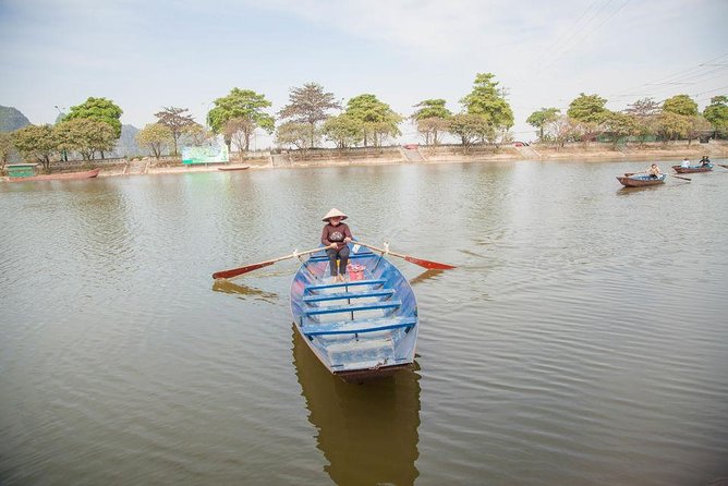 Hanoi City Half Day Private Tour included train street, meals - Duong Tau Train Street: Short, Fun, and Photo-Led