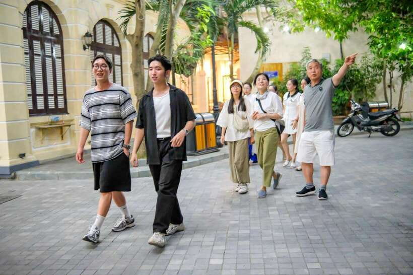 Hanoi: City Highlights Tour with Train Street & Hidden Gems - Train Street Coffee: The Moment You Book For