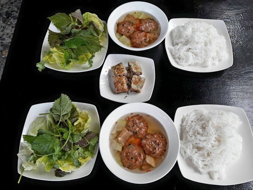 Hanoi: City Sightseeing Motorbike Tour - Lunch at a local spot and egg coffee: how to get the included drink right
