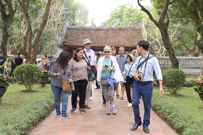 Hanoi city tour with water puppet show- small group tour - Thang Long Water Puppet show: how the add-on actually works