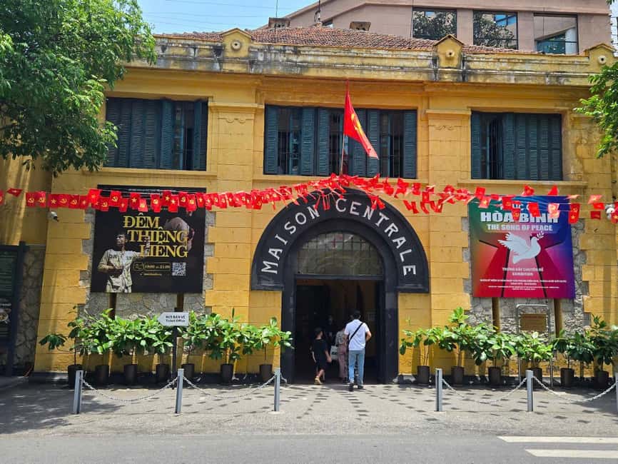 Hanoi City Tours With Small Groups (By Bus/Jeep Car/Cycling) - Red River Delta Daydreams: Banana Island, Long Bien Bridge, and B-52 Lake