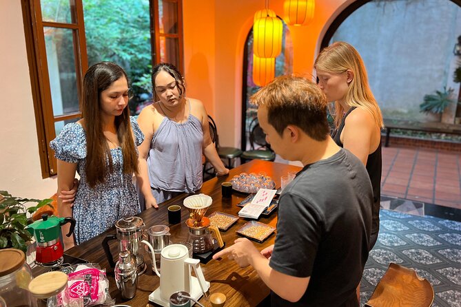 Hanoi Coffee Experience: 6 Brews, 9 Recipes & 3 Liquor Tastings - How the coffee story is taught: from origins to roasting choices