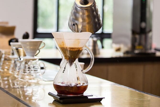 Hanoi Coffee Workshop Brew Taste and Culture Experience - Brewing in 1 hour: how the phin technique shapes the taste