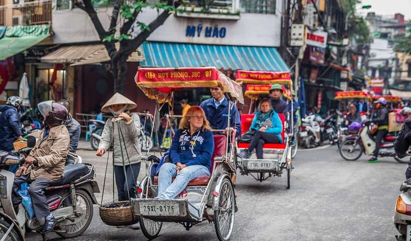 Hanoi: Cyclo the Old Quarter and Egg Coffee Tour - What to watch for: walking pace, mobility limits, and guide flow