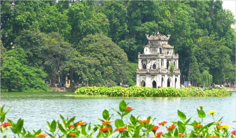 Hanoi: Cyclo the Old Quarter and Egg Coffee Tour - Walking the Welcome Morning Sunlight Bridge to the islet