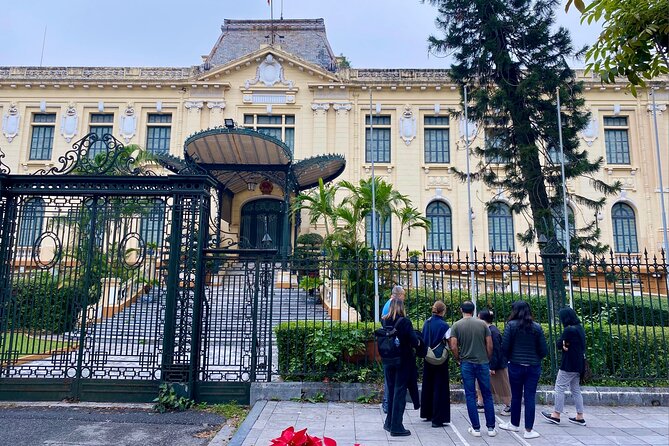 Hanoi French Quarter: Coffee and Stories - Meeting Point to Finish Point: Where You Start and End