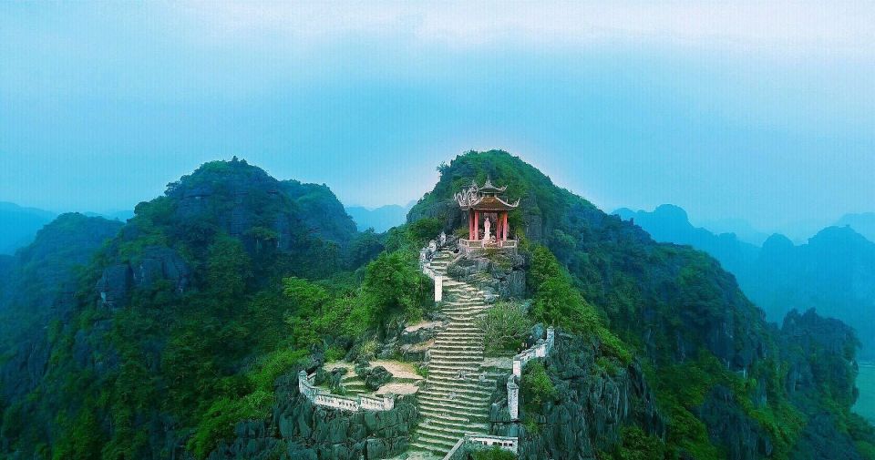 Hanoi: Full Day Guided Tour of Hoa Lu, Trang An, Mua Cave - Cycling through the village: how to see daily life without slowing down