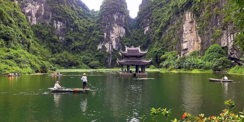 Hanoi: Guided Full-Day Hoa Lu, Trang An and Mua Cave Tour - Mua Cave and the 500 Steps: the view that earns your effort