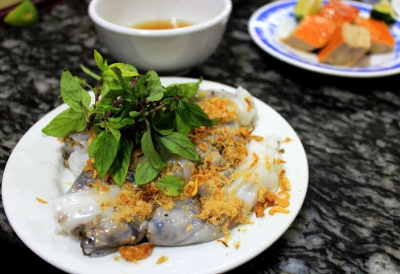 Hanoi: Guided Street Food Tour with Tastings - Who should book this Hanoi street-food walk, and who should skip it