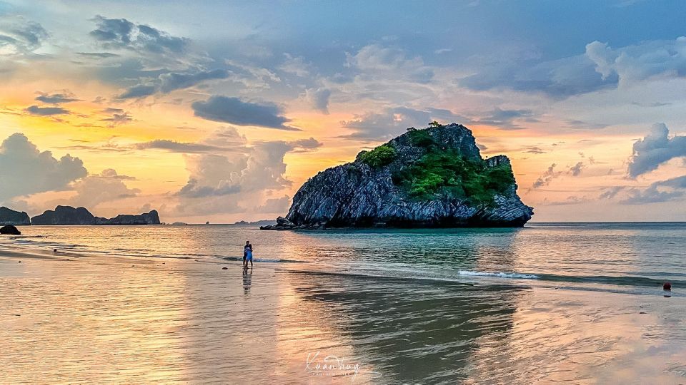 Hanoi: Ha Long Bay & CatBa Island 3-Day with Boutique Cruise - Cat Ba National Park hiking: Butterfly Valley (Lien Minh) and Thiên Ứng Pagoda