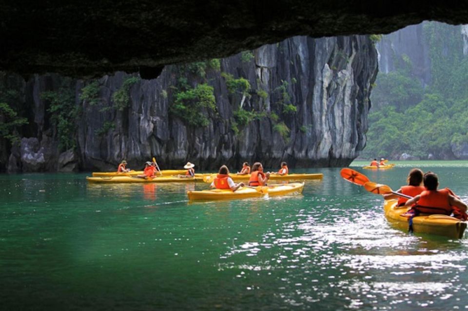 Hanoi: Ha Long Bay Cruise Day Tour visit Titop island & Cave - What to bring (and what not to)