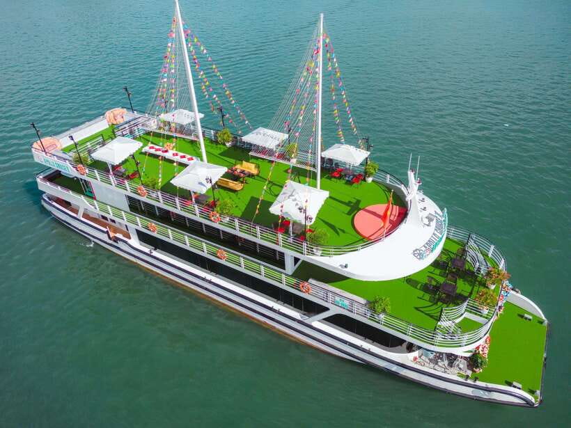 Hanoi: Ha Long Bay Day Tour - Apollo Cruise, Jacuzzi, Buffet - Sung Sot Cave: the biggest chambers and how to enjoy the walk