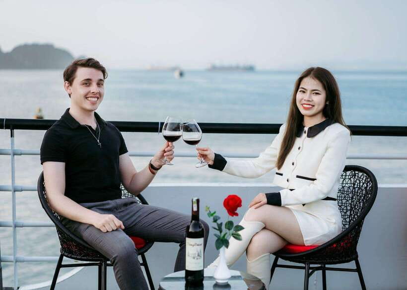 Hanoi/Ha Long: Ha Long Bay Luxury Day Cruise by Catamaran - A Full-Day Ha Long Bay Cruise That Starts From Hanoi Old Quarter