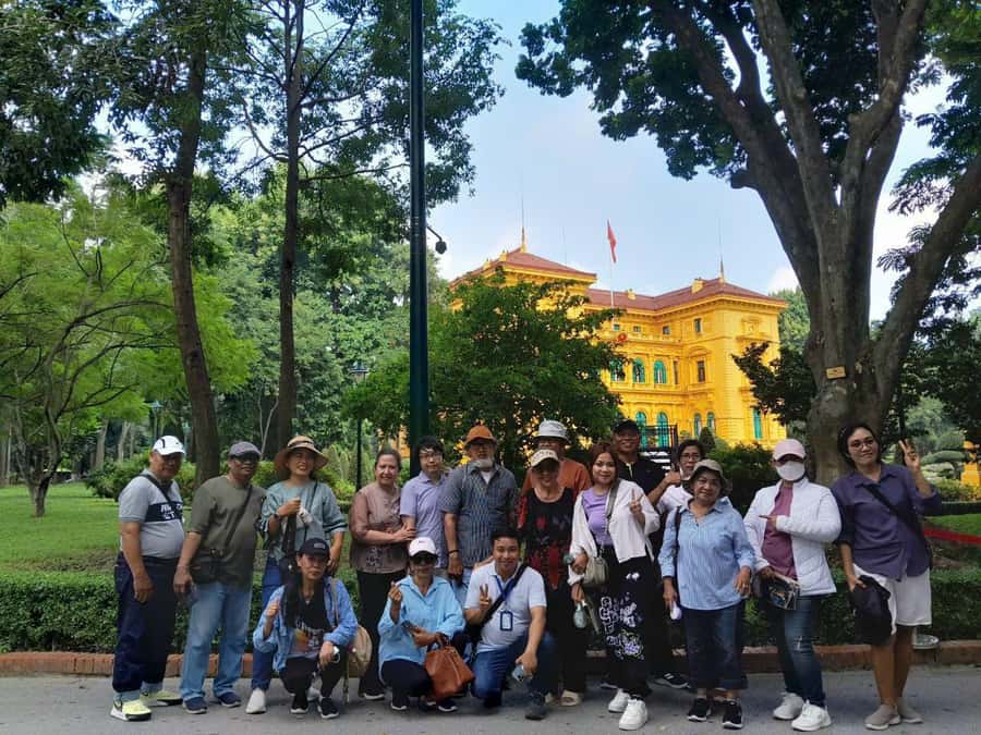 Hanoi: Half-Day City Tour with Water Puppet Show options - Ho Chi Minh complex: one of the country’s strongest historical anchors