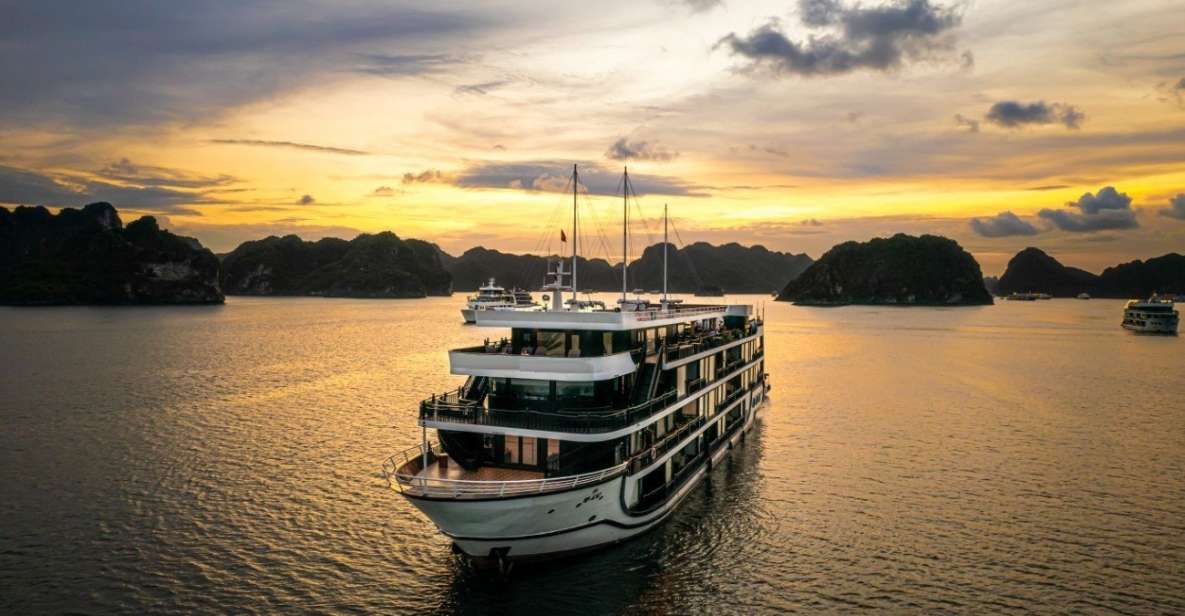 Hanoi: Halong Bay 2-Day 5-Star Balcony Cruise & Bathtub - Hanoi to Tuan Chau Pier: the day starts smooth