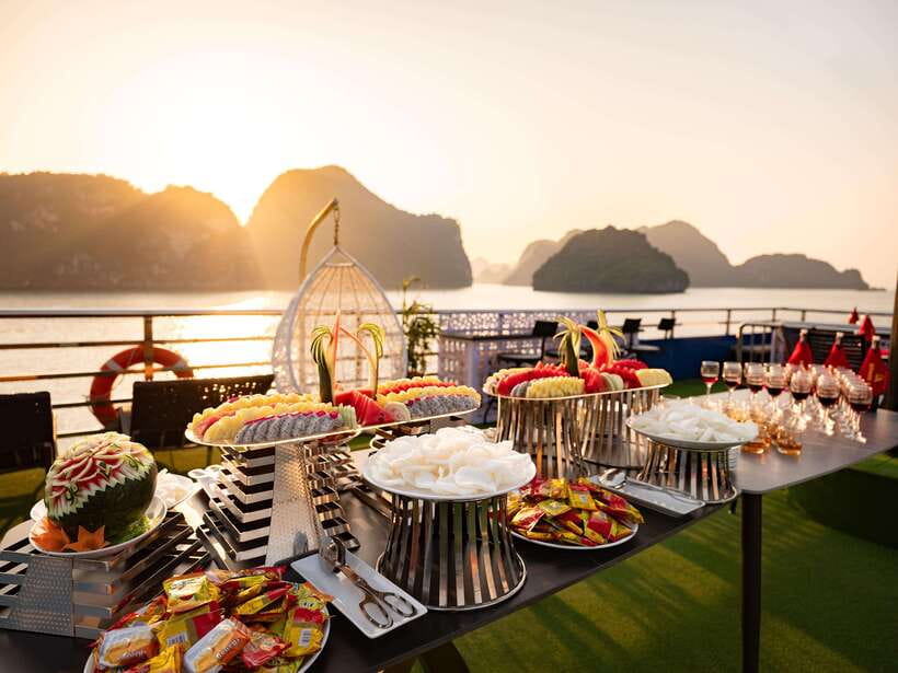 Hanoi: Halong Bay Cruise, Amazing Cave, Titov Island & Kayak - Price and value: why $42 can make sense, and when it won’t