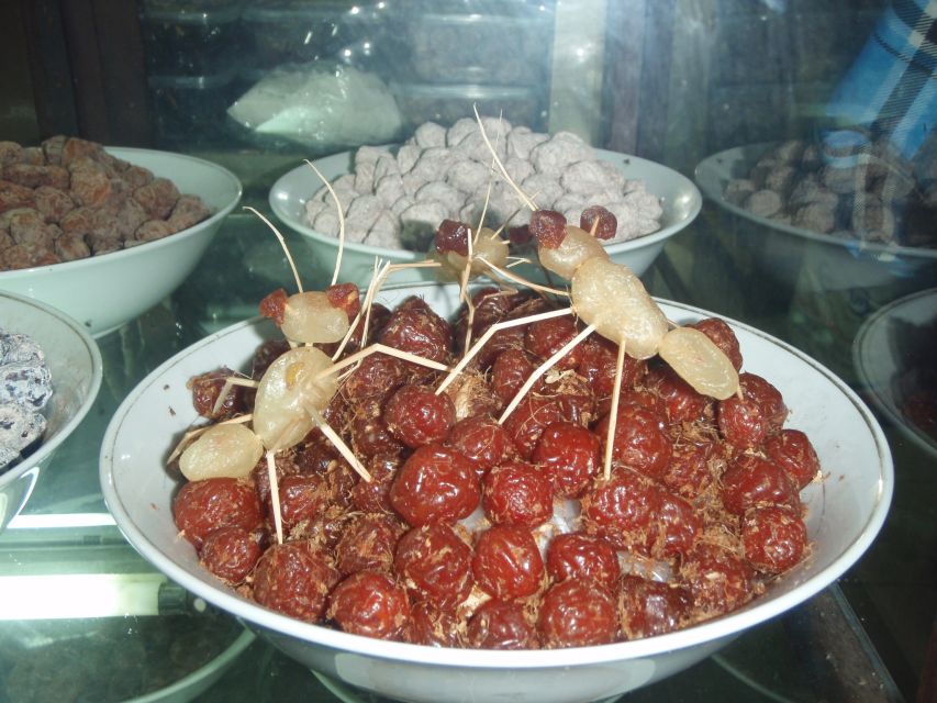 Hanoi Highlights: Full-Day Small Group City Tour with Lunch - Ethnology Museum plus the lacquer gallery: understanding Vietnam as more than Hanoi