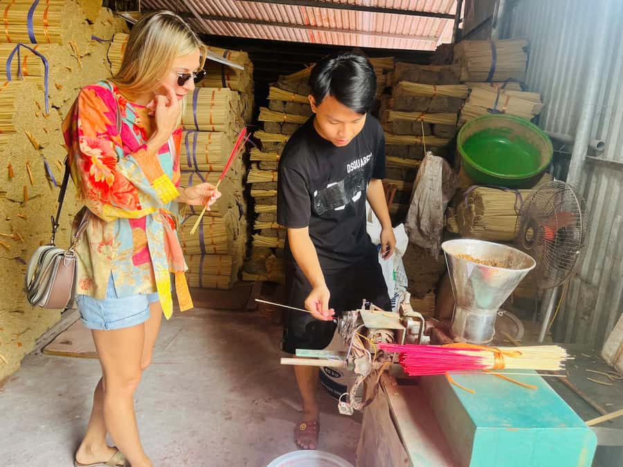 Hanoi: Incense Village, Conical Hat, & Dough Figurines Tour - Half-day vs full-day: how to choose the right rhythm