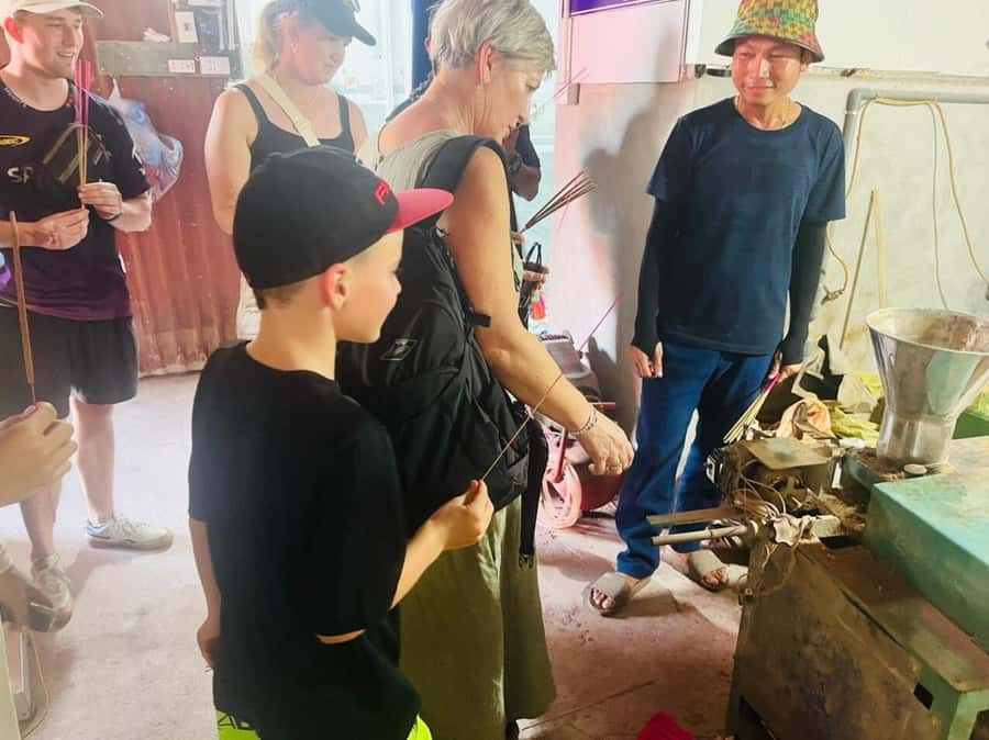 Hanoi: Incense Village, Hat, Lacquer, & City Highlights Tour - Train Street: the fun optional stop (and how to use it well)
