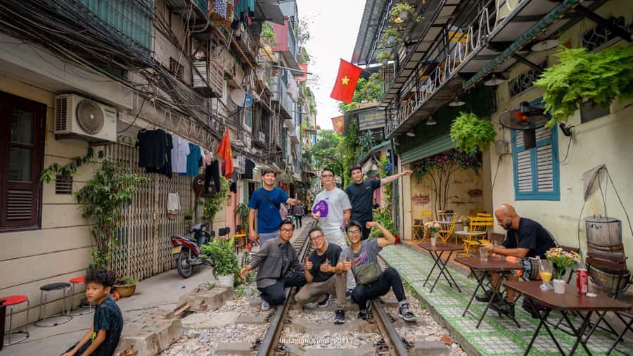 Hanoi: Instagram-Worthy Tour of City’s Most Scenic Spots - Old Quarter Start: St. Joseph’s Cathedral and Hanoi’s First Photo Hit