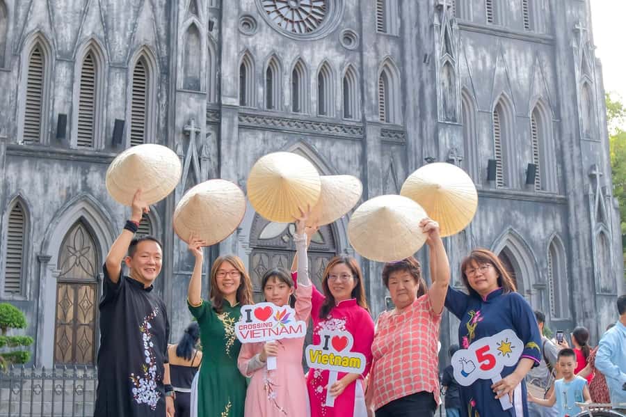 Hanoi: Instagram-Worthy Tour of City’s Most Scenic Spots - Price and Value: Why This Costs About $34 for a 3-Hour Sprint