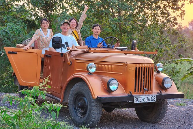 Hanoi Jeep Tour: Red River Countryside+ Backstreet+ Train-street - Stop 3: B52 Victory Museum and the classic Hanoi sights pass