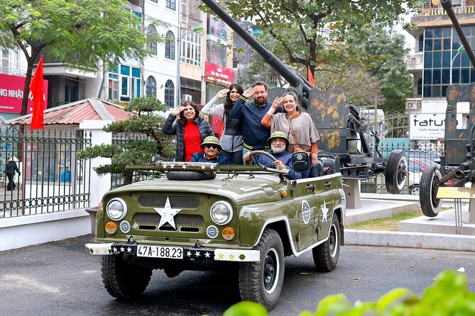 Hanoi Jeep Tour: Red River Countryside+ Backstreet+ Train-street - Stop 4: Bay Mau Lake backstreets and a look inside local life