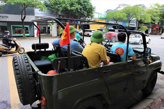 Hanoi Jeep Tours Led By Women: City & Countryside Half Day Combo - Duờng Tàu: the rail-area walk that breaks the normal route