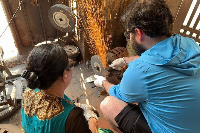 Hanoi Knife-Making Class:Join the Legacy in Blacksmith's Workshop - Key highlights you’ll care about